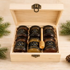 wooden casket with 6 samples of honey